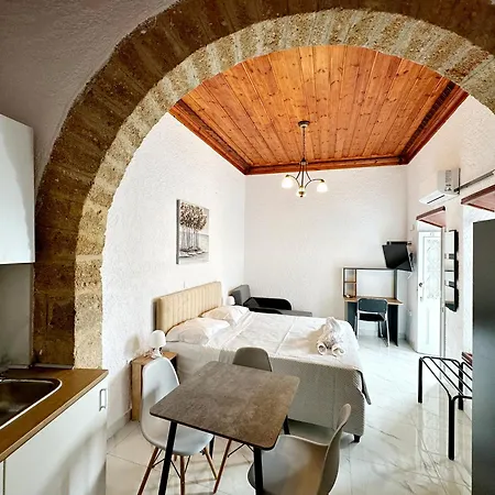 Tramonto Guest house 3*